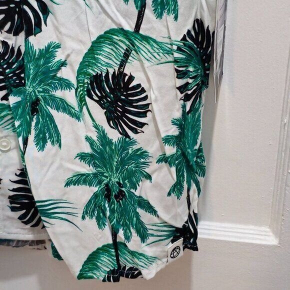 NWT Free Planet Casual Short Sleeve Shirt - Green Black White - Palm Trees Print - Picture 12 of 16